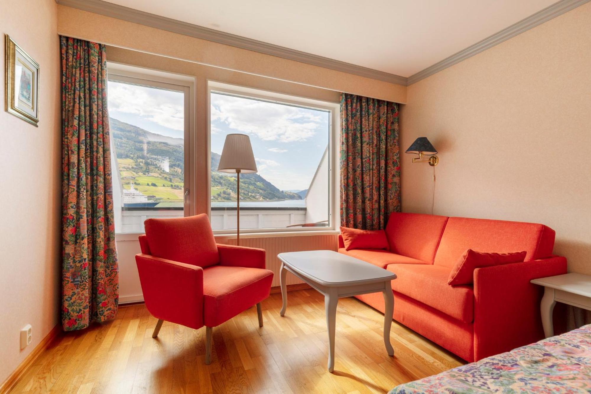 Olden Fjordhotel Kültér fotó