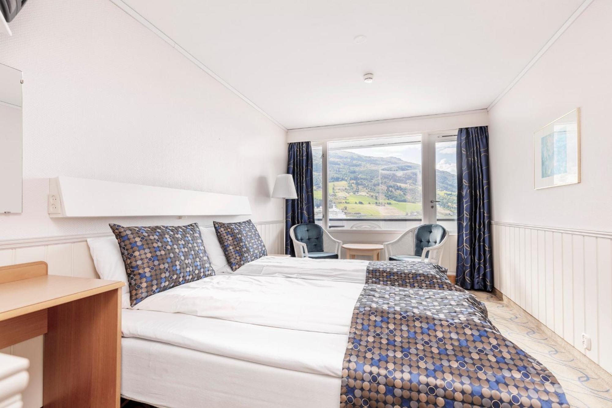 Olden Fjordhotel Kültér fotó
