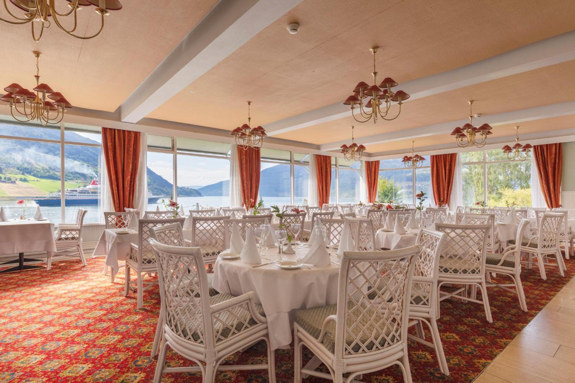 Olden Fjordhotel Kültér fotó